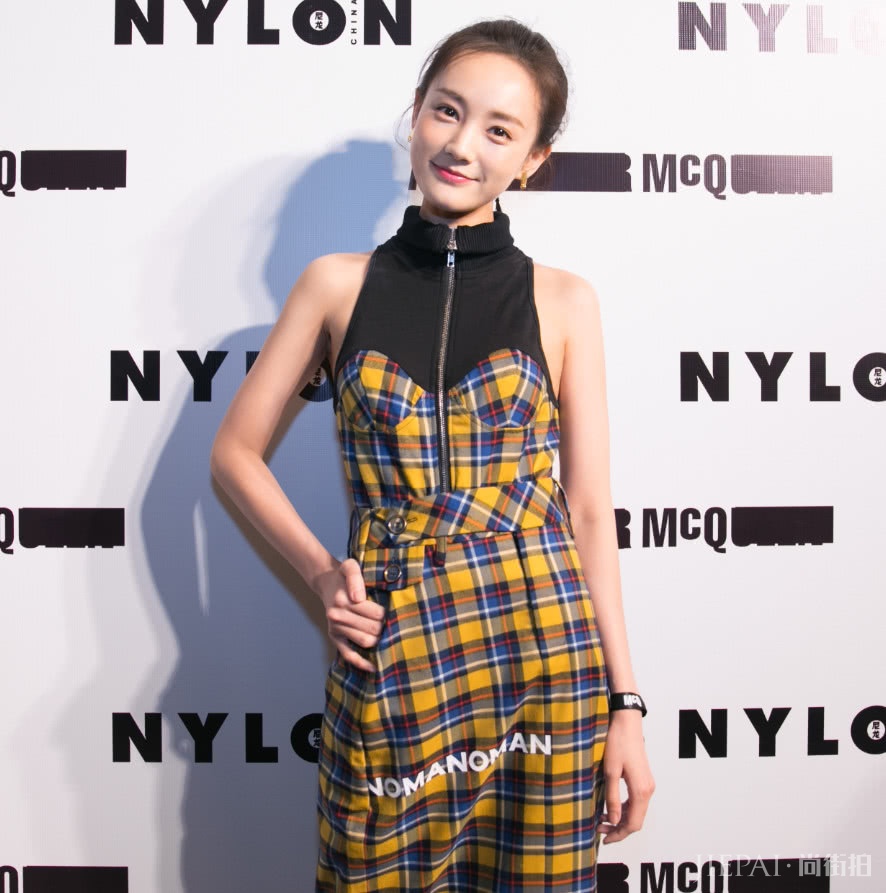 ��һͩ�����������磬�����𡰶�ͷЬ����